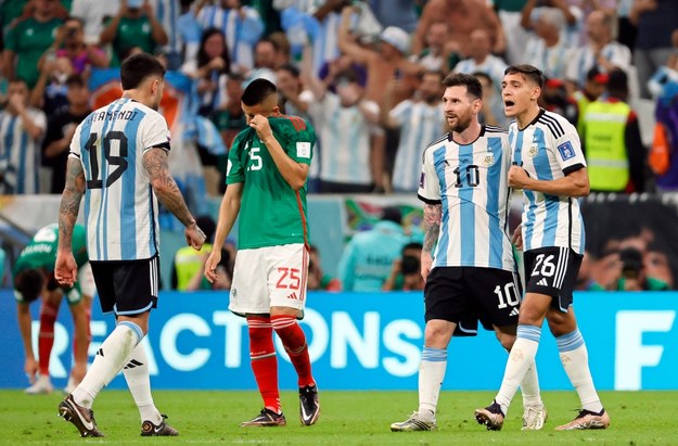 Argentyna pokonała Meksyk 2:0 /RONALD WITTEK /PAP/EPA