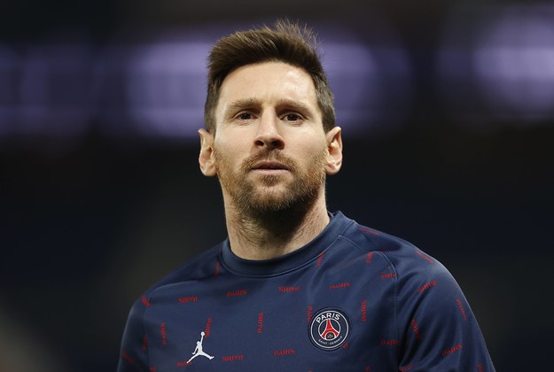 Argentyńczyk Lionel Messi jest wśród czterech zakażonych koronawirusem piłkarzy Paris Saint-Germain /IAN LANGSDON /PAP/EPA