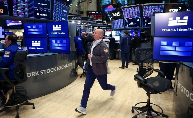 Armagedon na giełdach. Rynki w panice po decyzji Trumpa