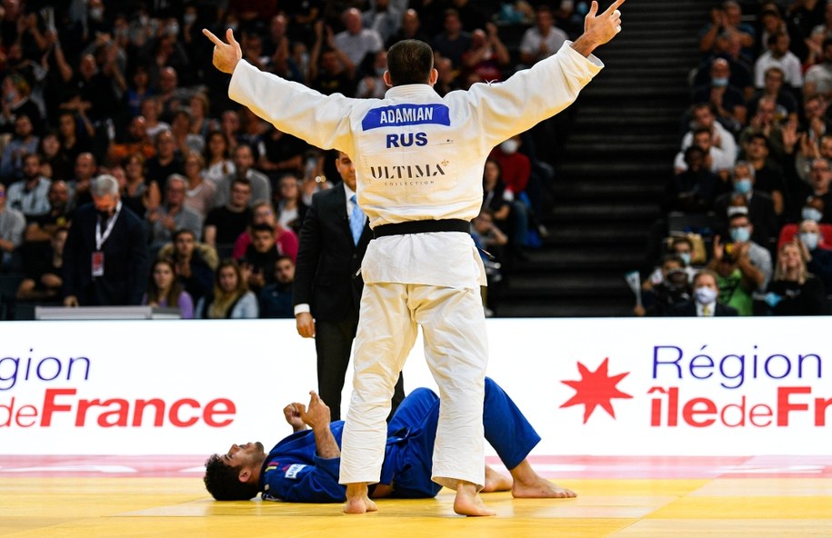 Arman Adamian podczas Paris Grand Slam 2021. /Shutterstock