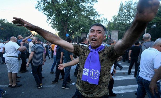 Armenia: Dziesiątki rannych podczas antyrządowej demonstracji
