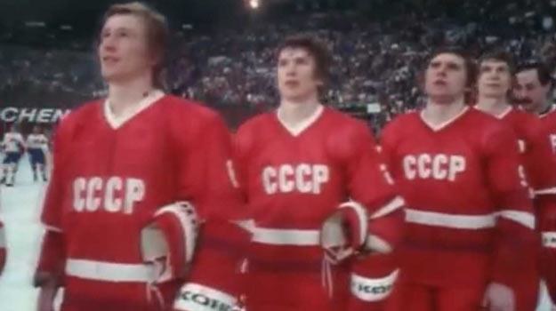 "Armia Czerwona" opowiada o słynnej hokejowej drużynie ZSRR /