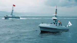 Armia pokazała rój zrobotyzowanych statków bojowych Albatros-S