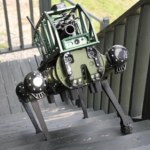 Armia USA będzie testować robo-psy z karabinami i granatnikami