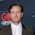 Armie Hammer kłamie o roli u uznanych reżyserów. Po co to robi?