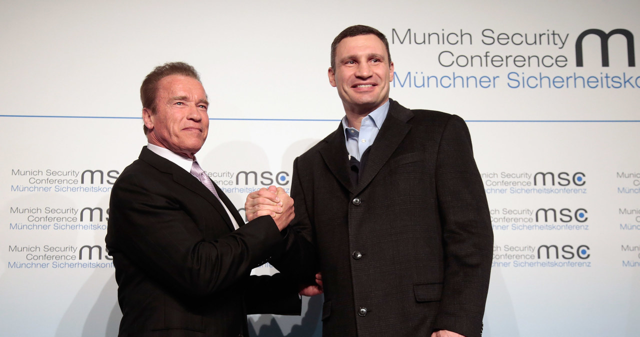 Arnold Schwarzenegger i Witalij Kliczko w 2015 roku /Johannes Simon /Getty Images