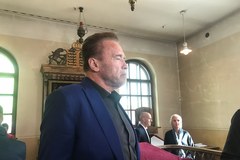 Arnold Schwarzenegger spotkał się z byłą więźniarką Lidią Maksymowicz