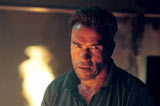 Arnold Schwarzenegger w filmie "Collateral Damage" /