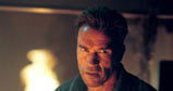 Arnold Schwarzenegger w filmie "Collateral Damage" /