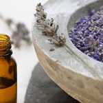 Aromaterapia - lecznicze właściwości olejku