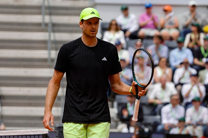Arthur Cazaux - Hubert Hurkacz w pierwszej rundzie ATP 250 w Genewie. Relacja na żywo