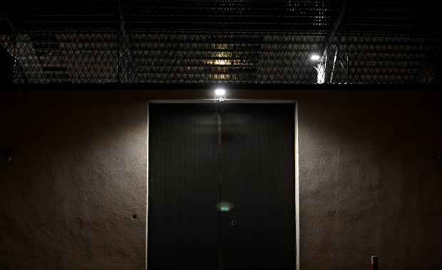 Artur R. oskarżony o zabójstwo więziennej psycholożki. Grozi mu dożywocie