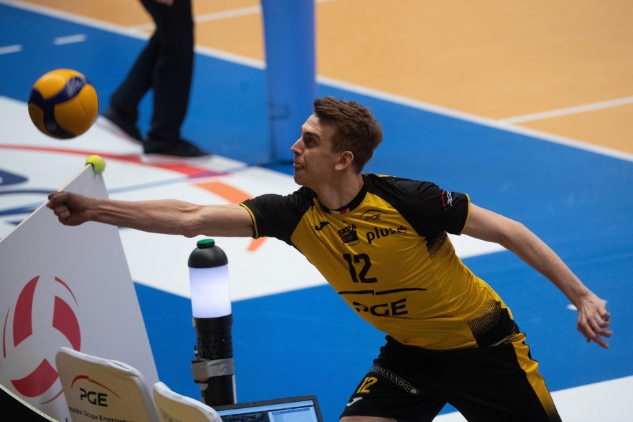 Artur Szalpuk /	Grzegorz Michałowski   /PAP