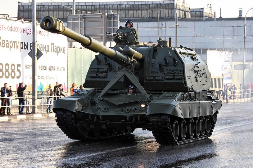 Artyleria samobieżna Msta-S /Vitaly Kuzmin /Wikimedia