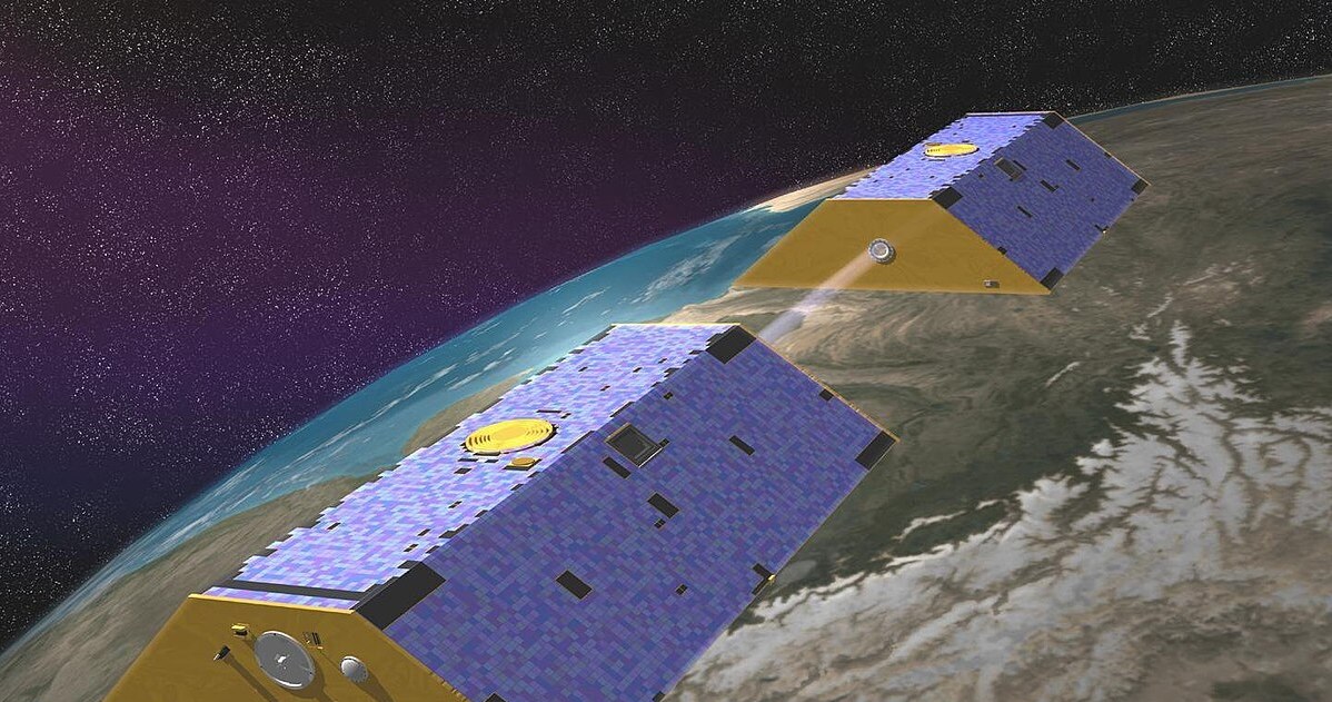 Artystyczna wizja satelitów GRACE na orbicie /NASA /domena publiczna