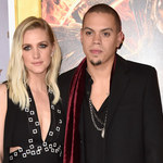 Ashlee Simpson urodziła!