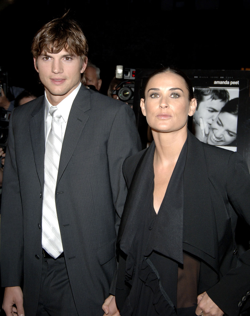 Ashton Kutcher i Demi Moore w 2005 roku /Jamie McCarthy /Getty Images