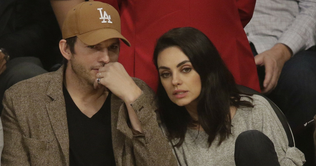 ​Ashton Kutcher i Mila Kunis poznali się na planie serialu "Różowe lata siedemdziesiąte" /White Label /East News