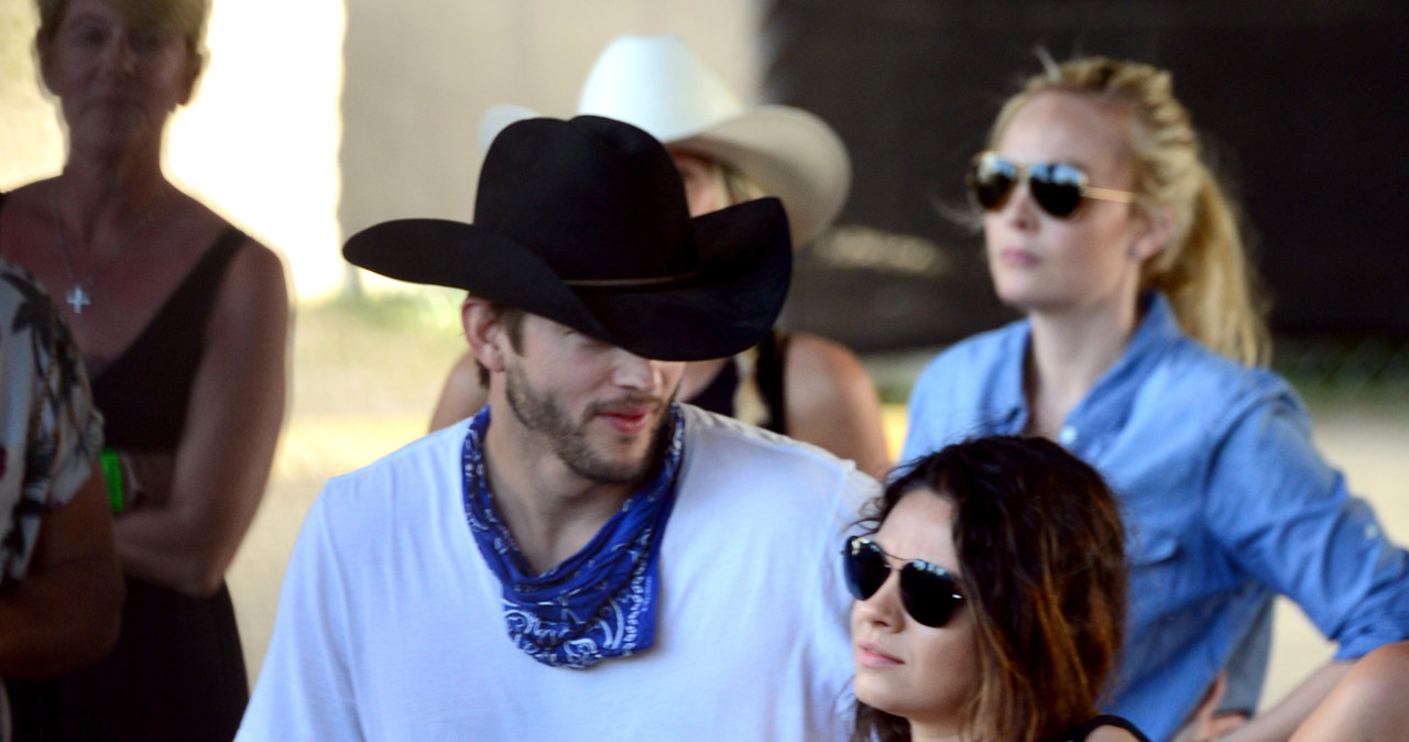 Ashton Kutcher i Mila Kunis /Frazer Harrison /Getty Images