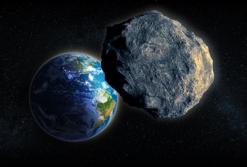 Asteroida 2015 TB145 minie nas o około 480 tysięcy kilometrów /123RF/PICSEL