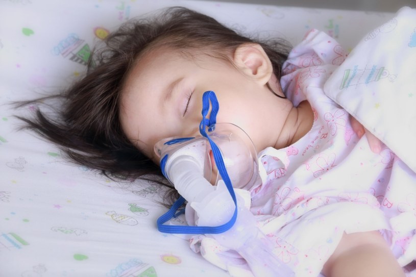 Astma u dziecka jest trudna u wykrycia /123RF/PICSEL