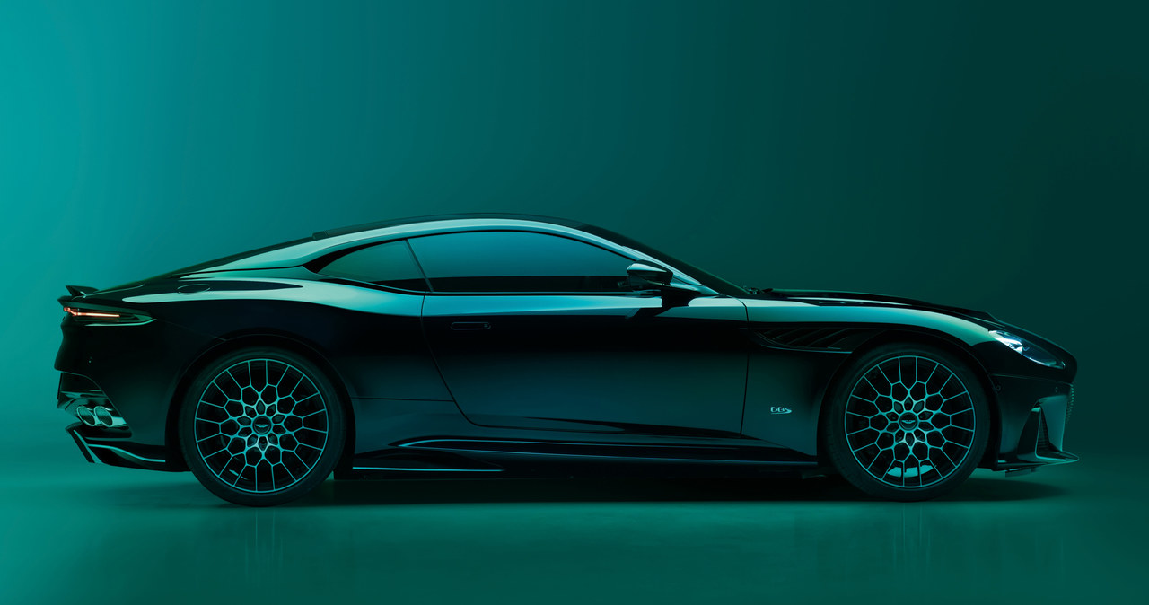 Aston Martin DBS 770 Ultimate /materiały prasowe