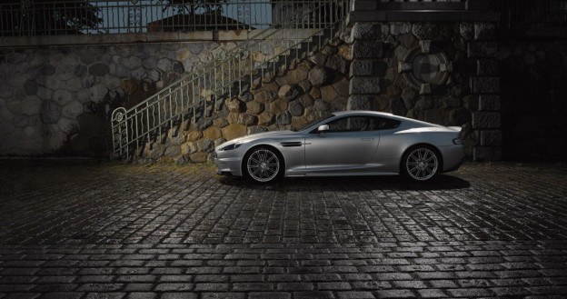 Aston Martin DBS /Aston Martin