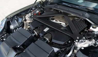 Aston Martin tonie w długach. Firma redukuje setki miejsc pracy
