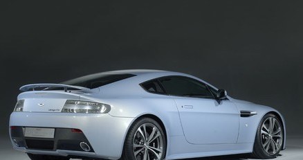 Aston martin V12 vantage RS / Kliknij /INTERIA.PL