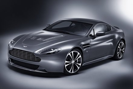 Aston martin V12 vantage /Informacja prasowa