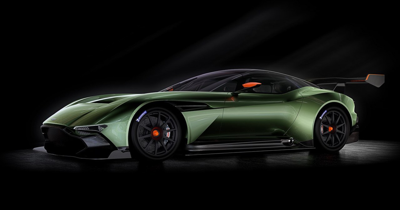 Aston Martin Vulcan /Aston Martin