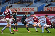 Aston Villa - Leeds United 0-3 w meczu 6. kolejki Premier League. Asysta Klicha