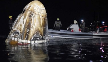 Astronauci ewakuowani z kosmosu wylądowali w Zatoce Meksykańskiej