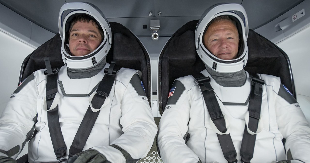 Astronauci wrócą na Ziemię statkiem Dragon /NASA