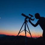 Astronomiczna gratka w weekend Wszystkich Świętych. Niezwykłe spotkanie na niebie