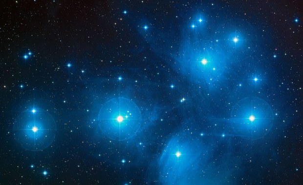 Astronomowie odkryli tysiące nieznanych krewnych słynnych "Siedmiu Sióstr"