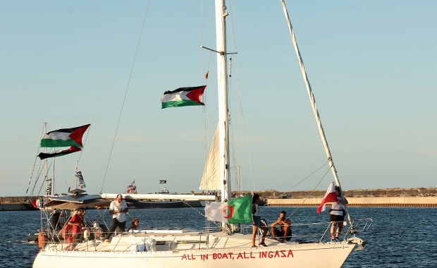 Atak dronów na flotyllę z pomocą humanitarną dla Strefy Gazy. Co z Polakami? 