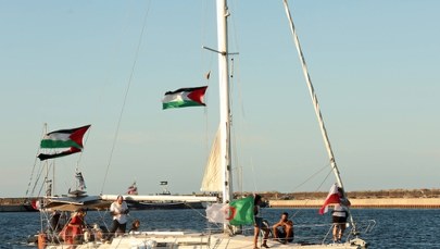 Atak dronów na flotyllę z pomocą humanitarną dla Strefy Gazy. Co z Polakami? 