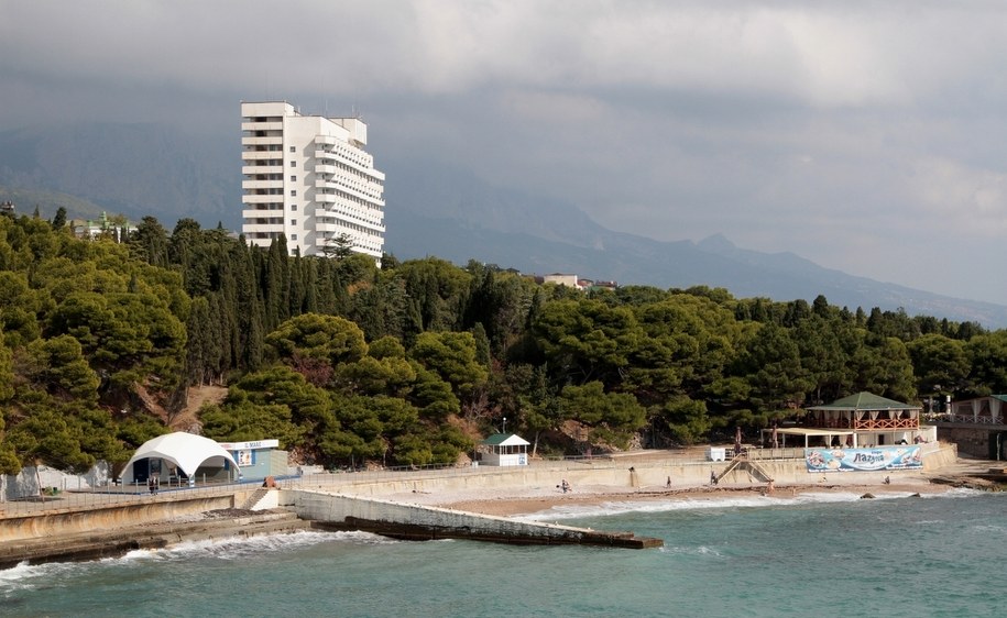 Atak dronów na sanatorium „Foros” na Krymie. Wśród gości mogły być ważne osoby /Shutterstock