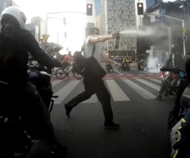 Atak gazem na motocyklistów. Bo byli za głośni!
