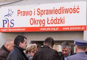 19 X 2010 r. Ryszard Cyba zastrzelił w łódzkiej siedzibie PiS Marka Rosiaka i ranił nożem Pawła Kowalskiego. W XII 2011 r. sąd skazał go na dożywocie.  