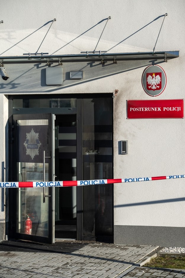 Atak na komisariat policji w Mircu /Wojtek Jargiło /PAP