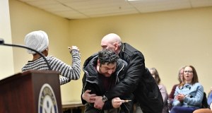 Atak na kongresmenkę USA. Kazmierczak zidentyfikowany jako sprawca