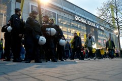 Atak na piłkarzy Borussii Dortmund. Na trasie autokaru eksplodowały trzy ładunki