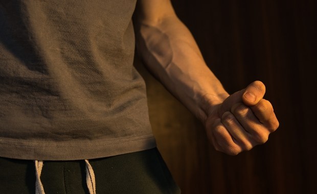 Atak na pracowników sklepu w Oleśnicy. Sąd innego zdania niż policja