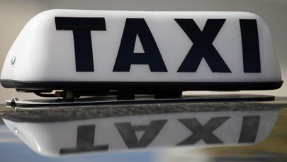 Atak na taksówkarza w Krakowie. Co zeznał ranny kierowca?