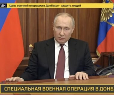 Atak na Ukrainę 2022: Wideo Putina wypowiadającego wojnę nagrane wcześniej? Analityk Bellingcat wyjaśnia