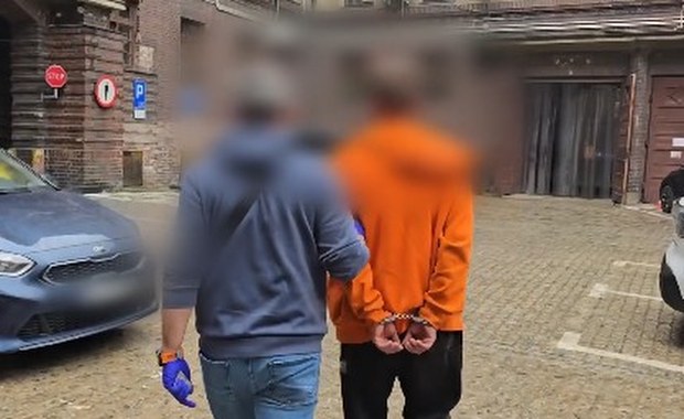 Atak nożem we Wrocławiu. 42-latek usłyszał zarzut