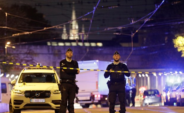 Atak nożownika w Brukseli. Nie żyje policjant
