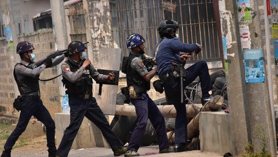 Atak sił rządowych w Birmie. Rebelianci: Zginęło ponad 60 osób